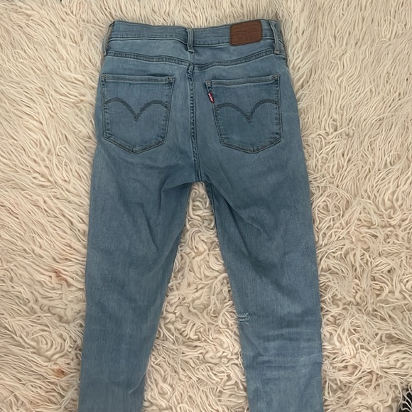 Levi’s 720 High Rise Super Skinny Jeans - Picture 2 of 5